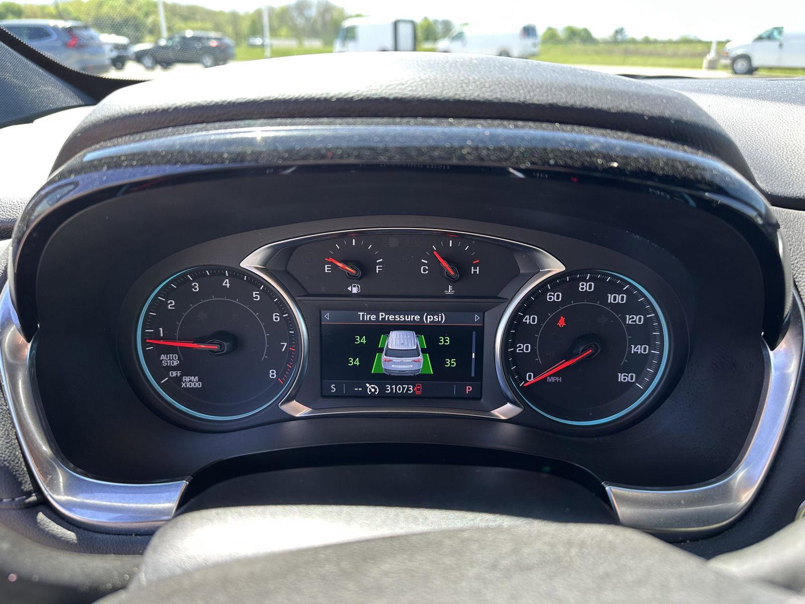 Used 2023 Chevrolet Traverse LT AWD/4WD image 28