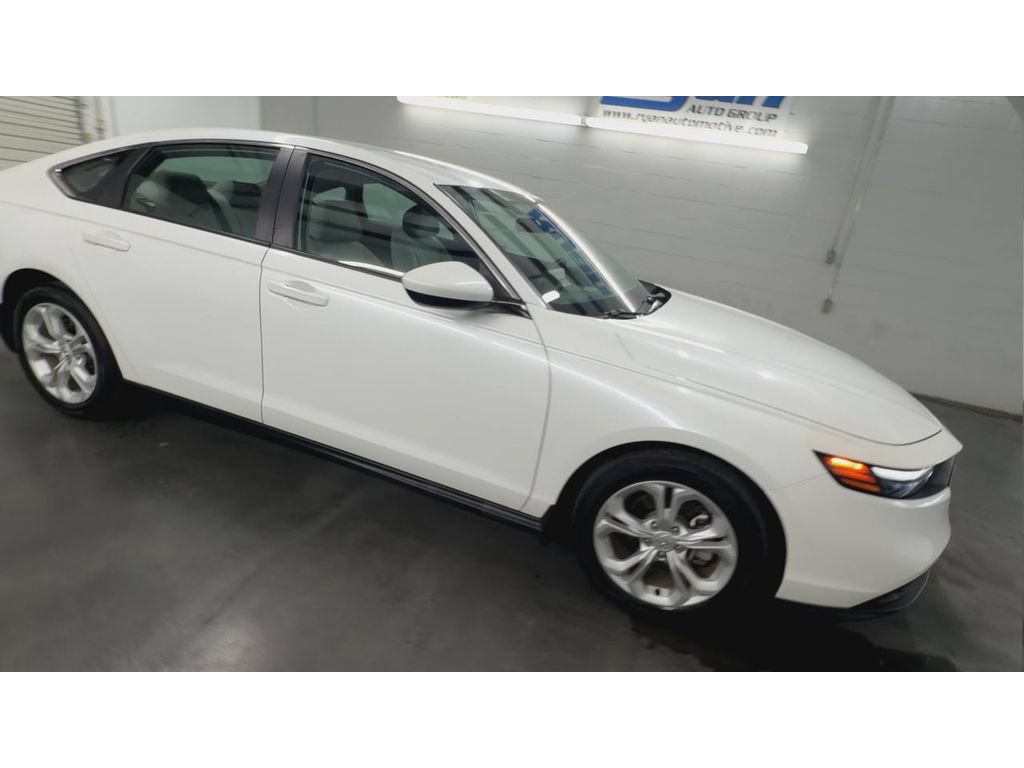 Used 2023 Honda Accord LX image 2