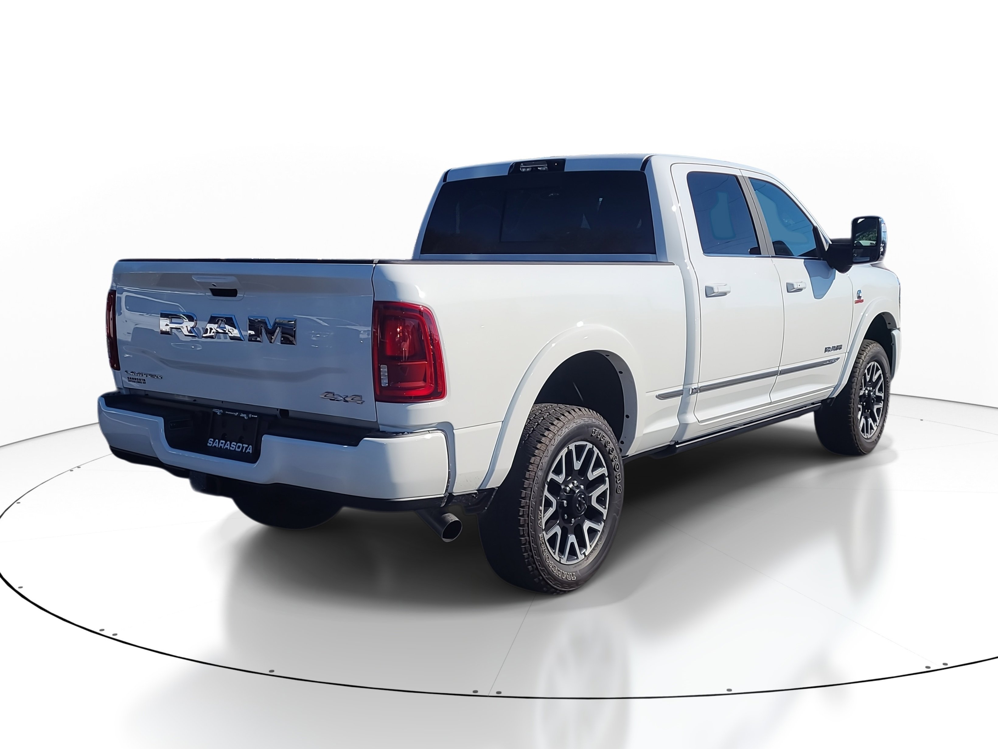 Used 2025 RAM 3500 Limited image 6