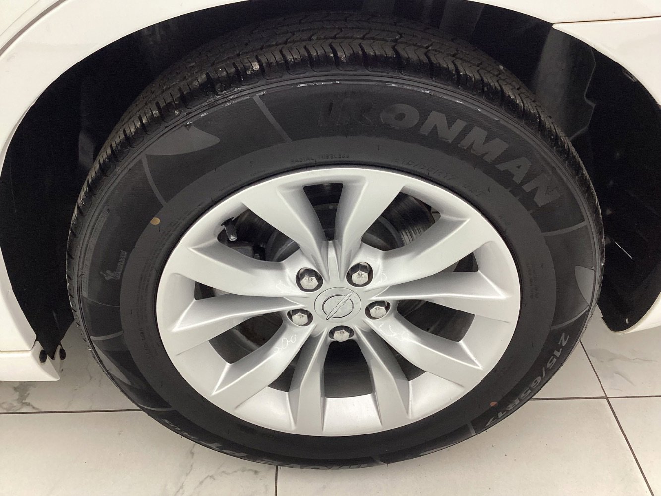 Used 2021 Chrysler 300 Touring image 47