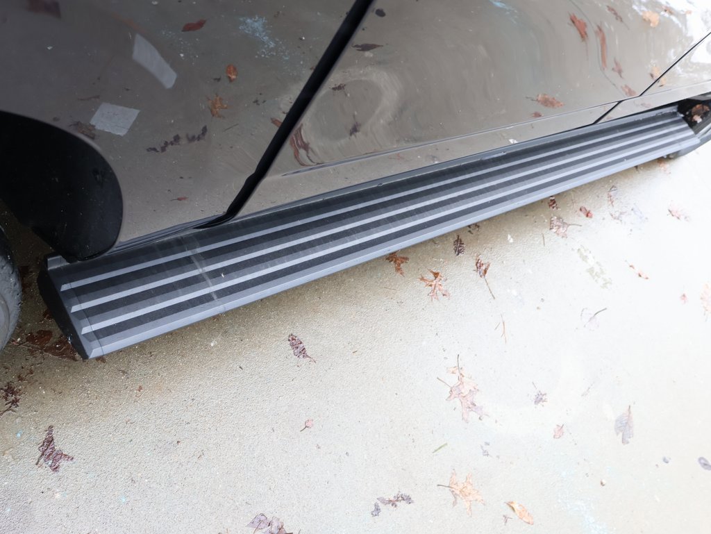 New 2025 Chevrolet Suburban High Country image 39