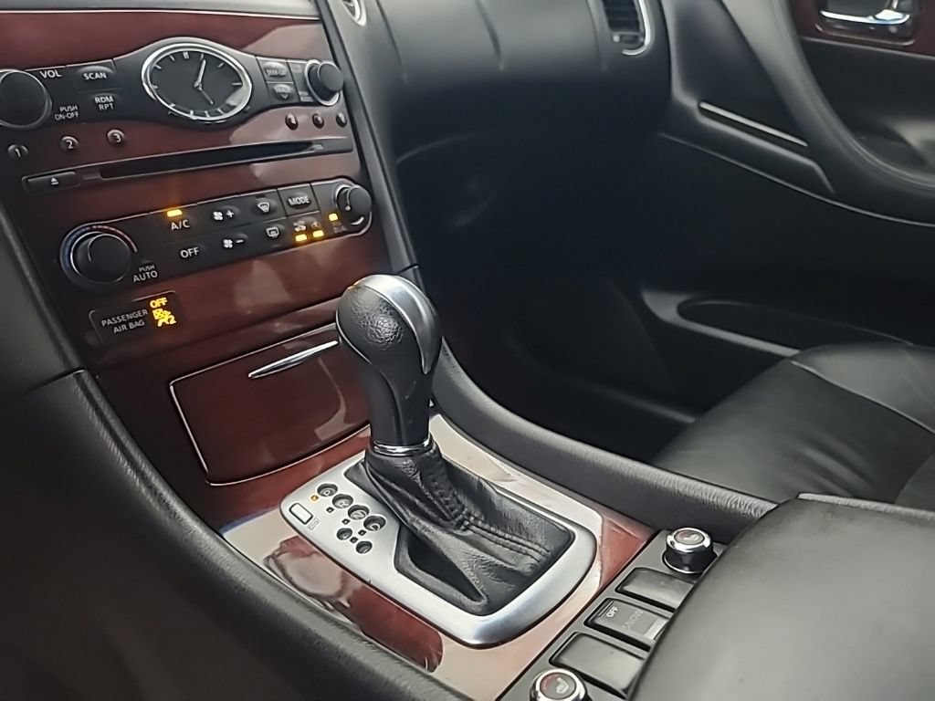 Used 2016 INFINITI QX50 AWD w/ Premium Plus Package image 39
