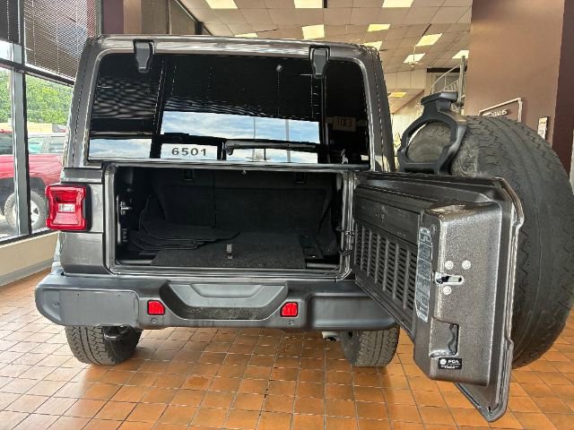 Used 2021 Jeep Wrangler Unlimited Sahara image 28