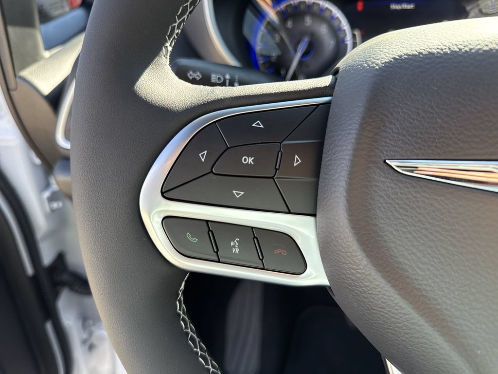 New 2026 Chrysler Voyager LX FWD image 18