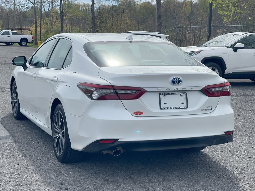 Certified 2021 Toyota Camry XLE FWD image 14