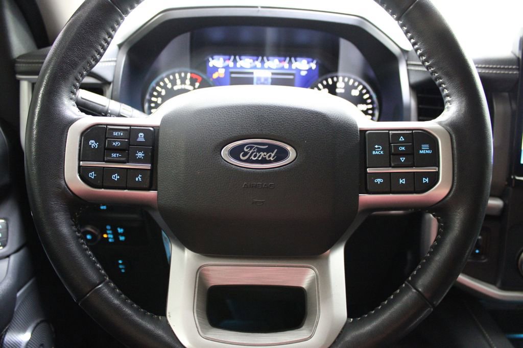 Used 2022 Ford Expedition Max XLT RWD image 26