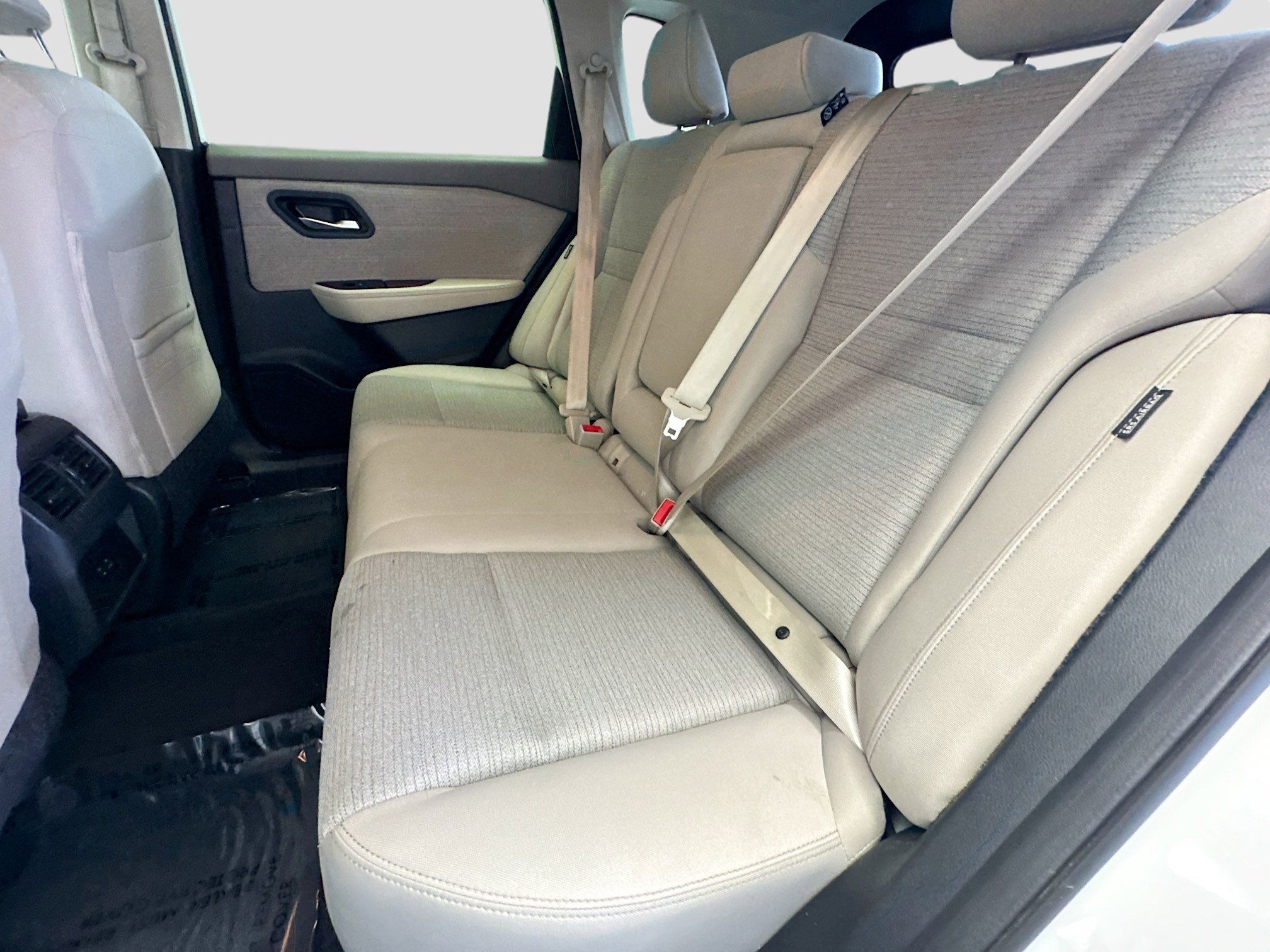 Used 2023 Nissan Rogue SV image 13