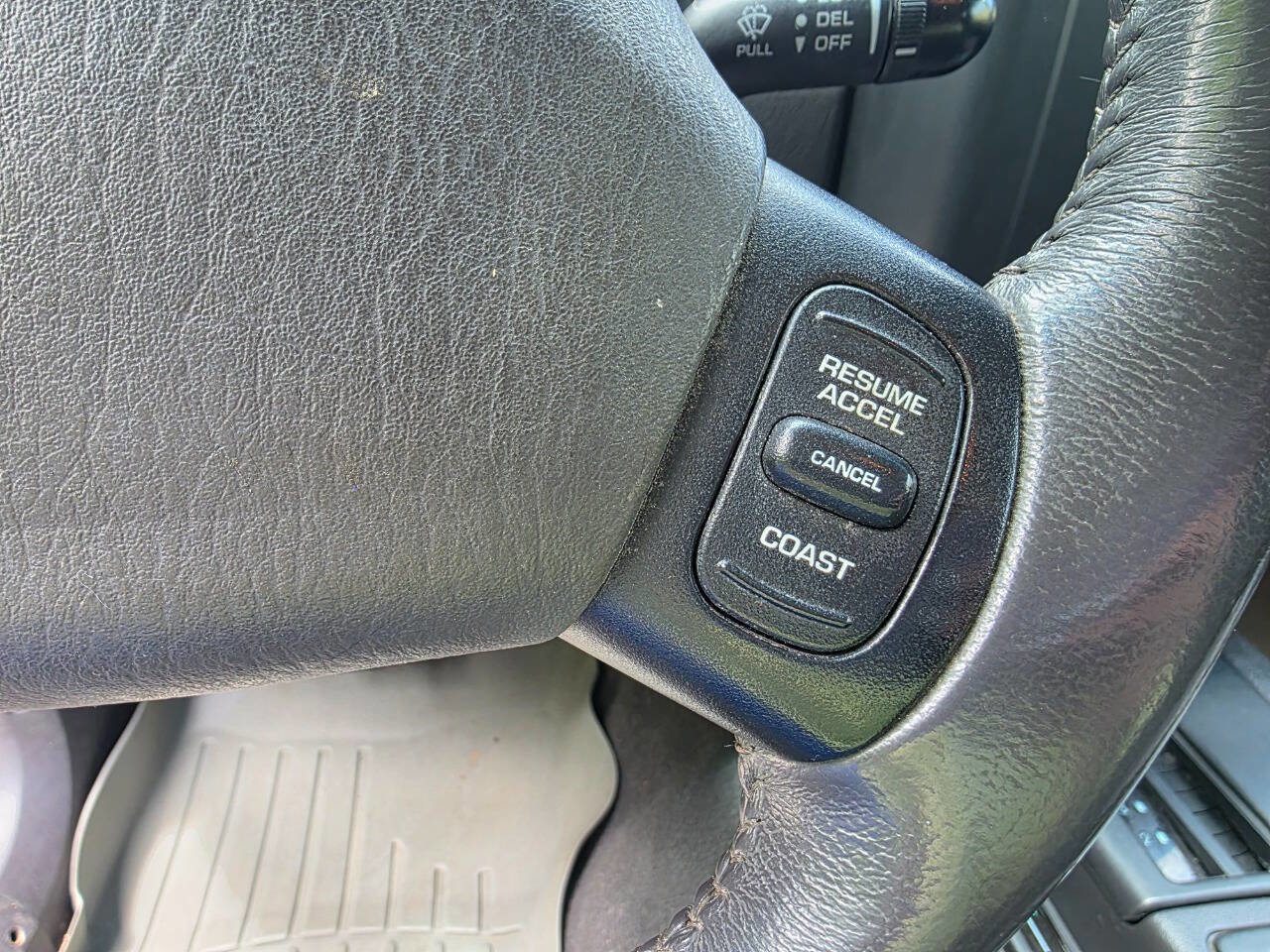 Used 2001 Jeep Cherokee Sport AWD/4WD image 19