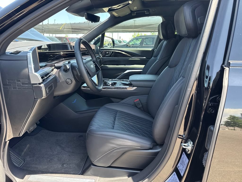 Used 2026 Cadillac Escalade IQL Sport 1 AWD/4WD image 25