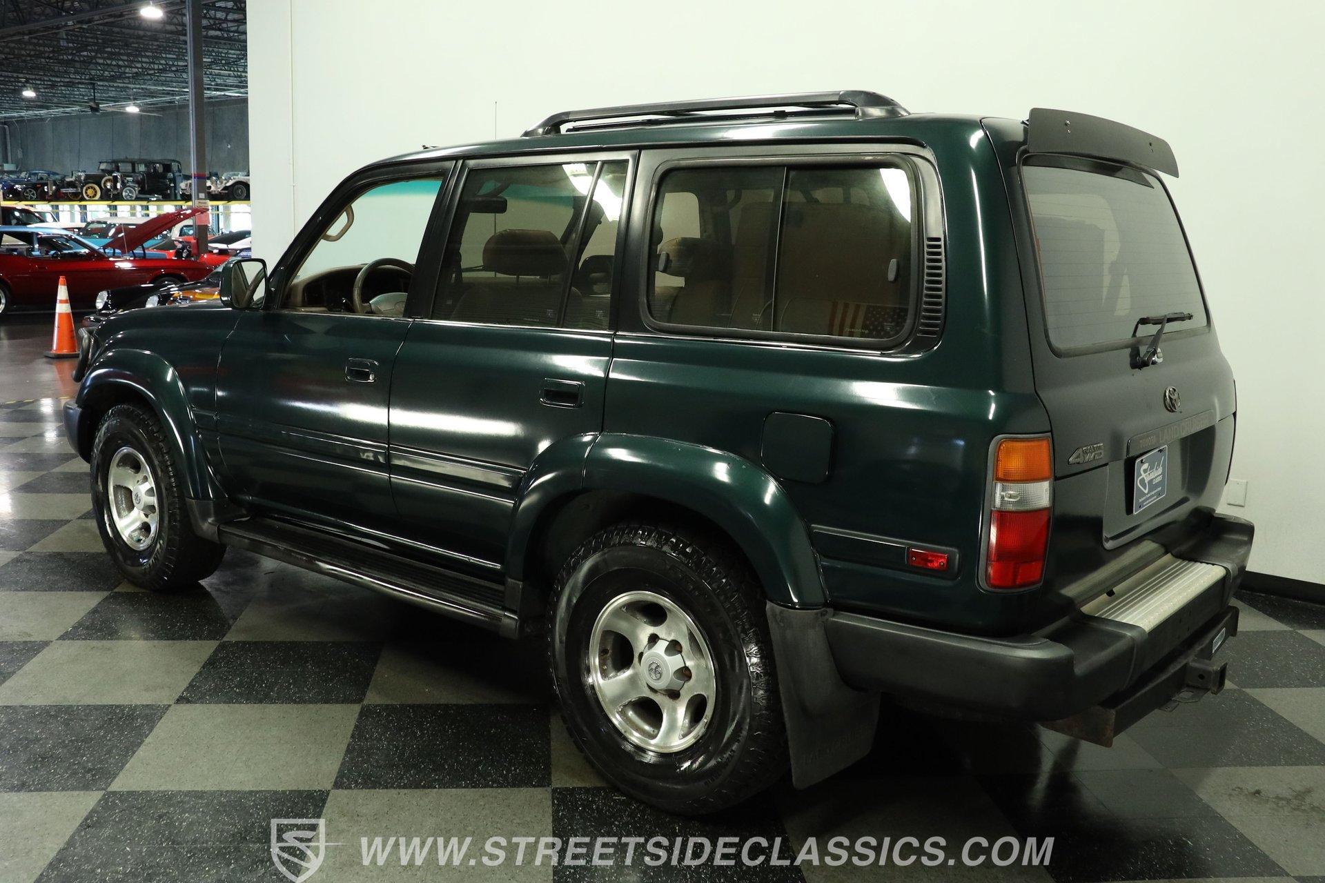 Used 1997 Toyota Land Cruiser w/ Collector's Edition Pkg AWD/4WD image 7