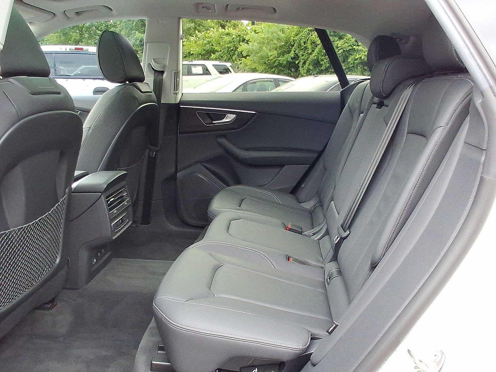 Used 2023 Audi Q8 Premium w/ Convenience Package AWD/4WD image 26