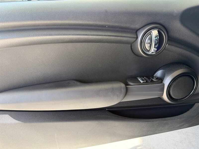 Used 2014 MINI Cooper 2-Door Hardtop FWD image 24