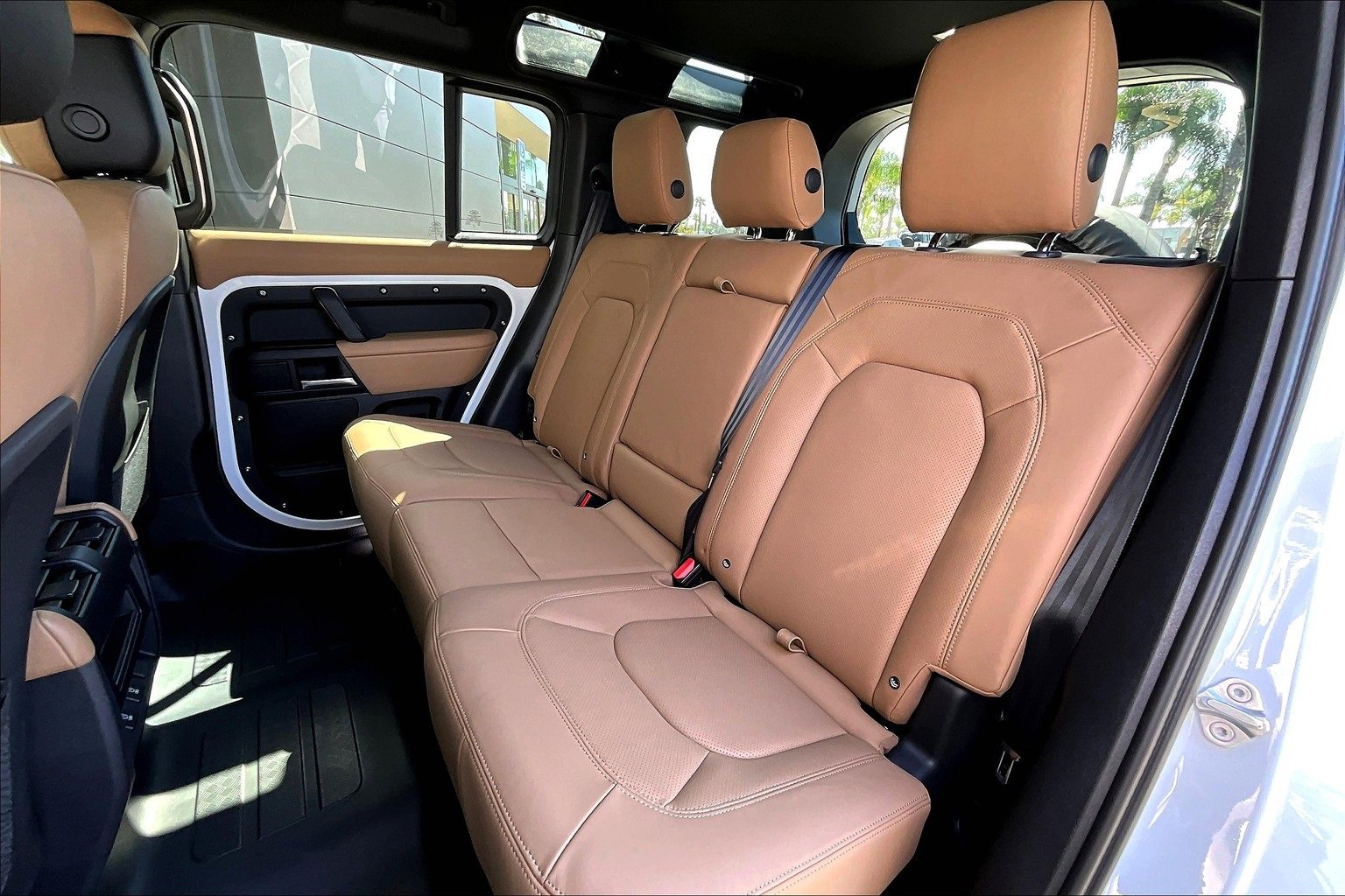 New 2026 Land Rover Defender 110 S image 10