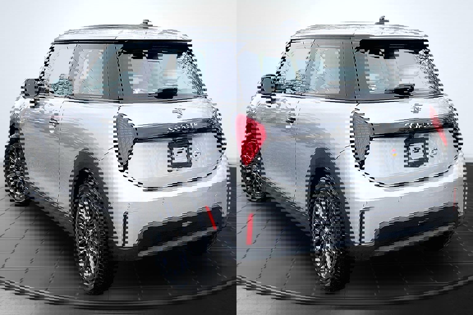 Certified 2025 MINI Cooper 2-Door Hardtop image 13