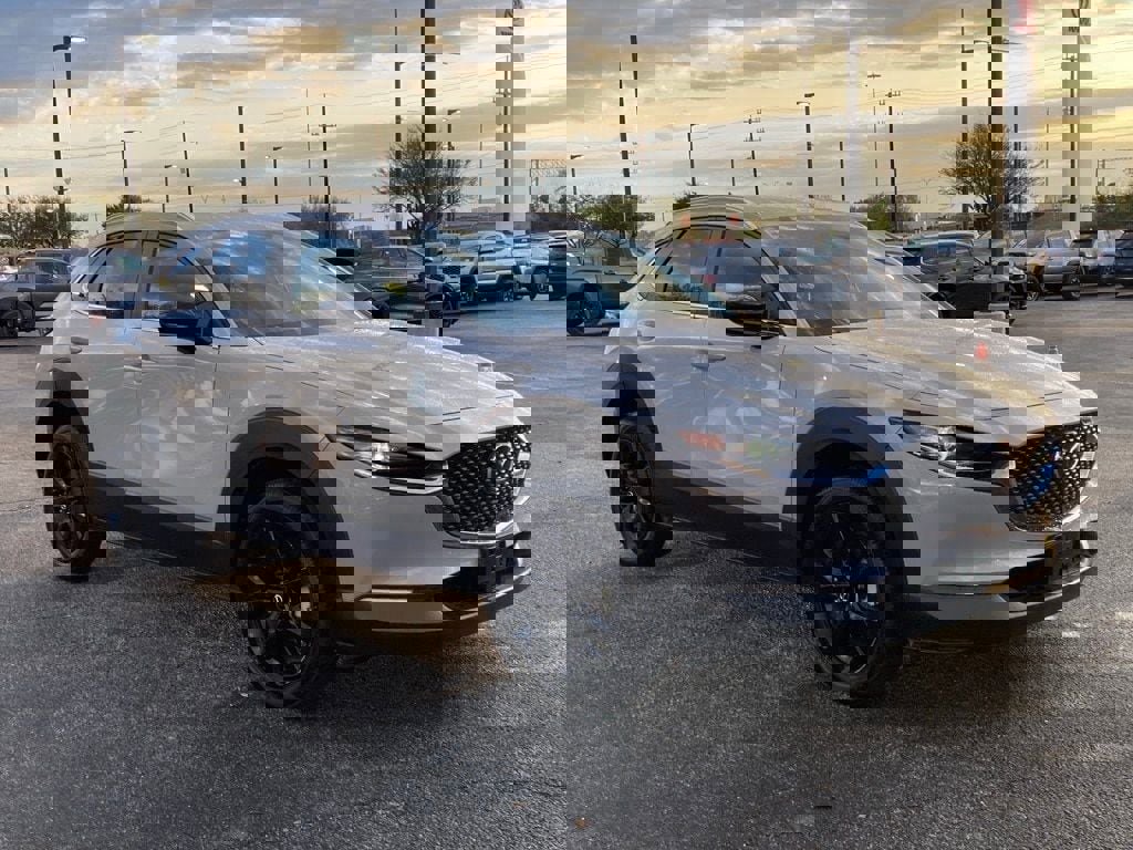 Used 2025 MAZDA CX-30 AWD 2.5 S w/ Select Sport Pkg image 3
