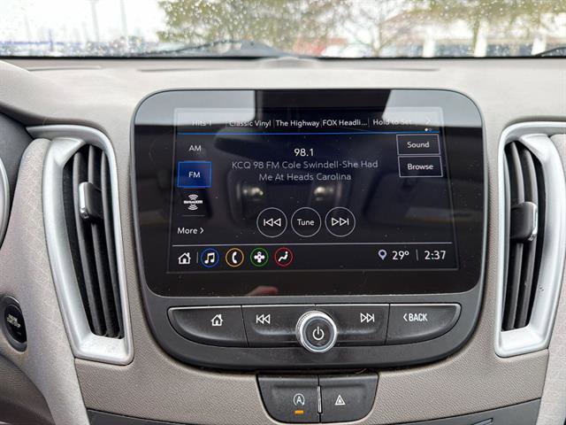 Used 2023 Chevrolet Malibu LT image 35