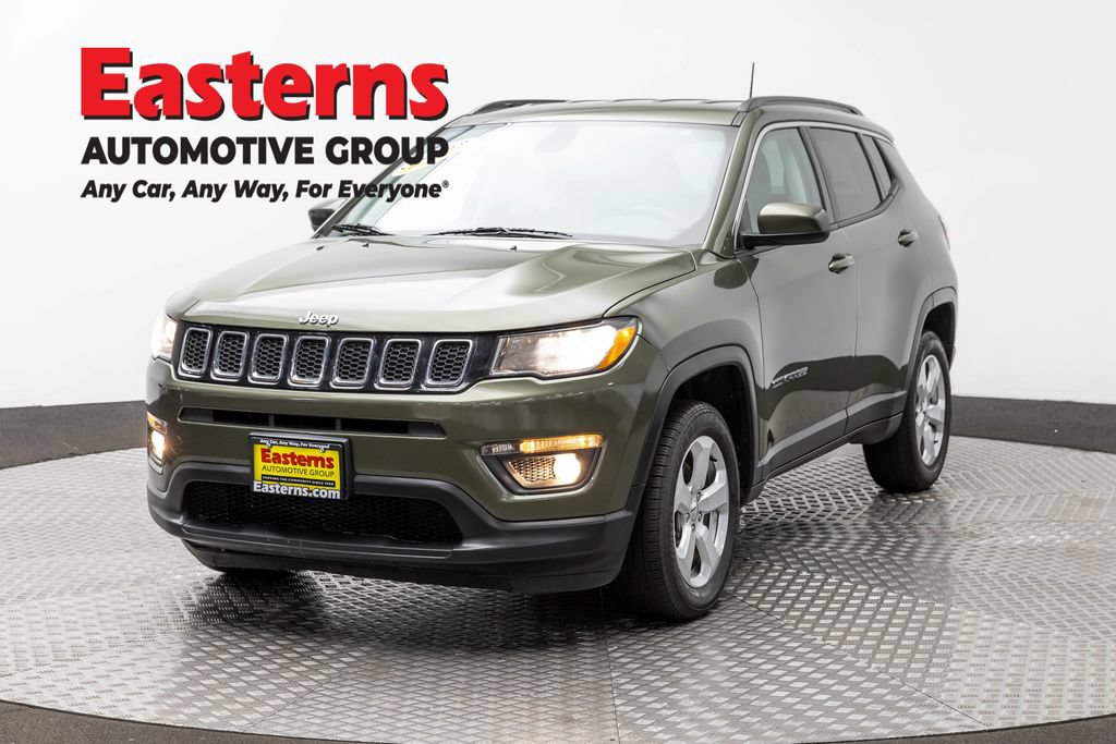 Used 2021 Jeep Compass Latitude AWD/4WD image 1