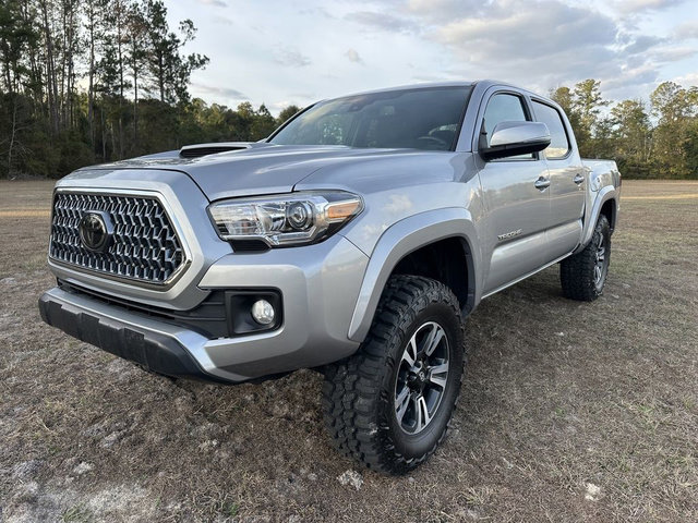 Used 2018 Toyota Tacoma TRD Sport image 1