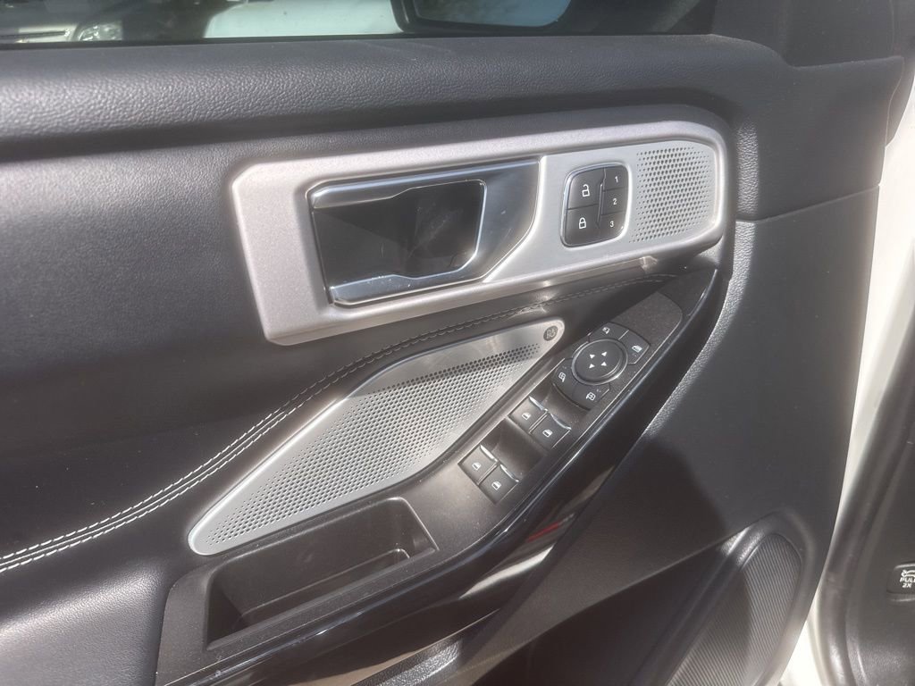 Used 2021 Ford Explorer ST w/ Equipment Group 401A image 18