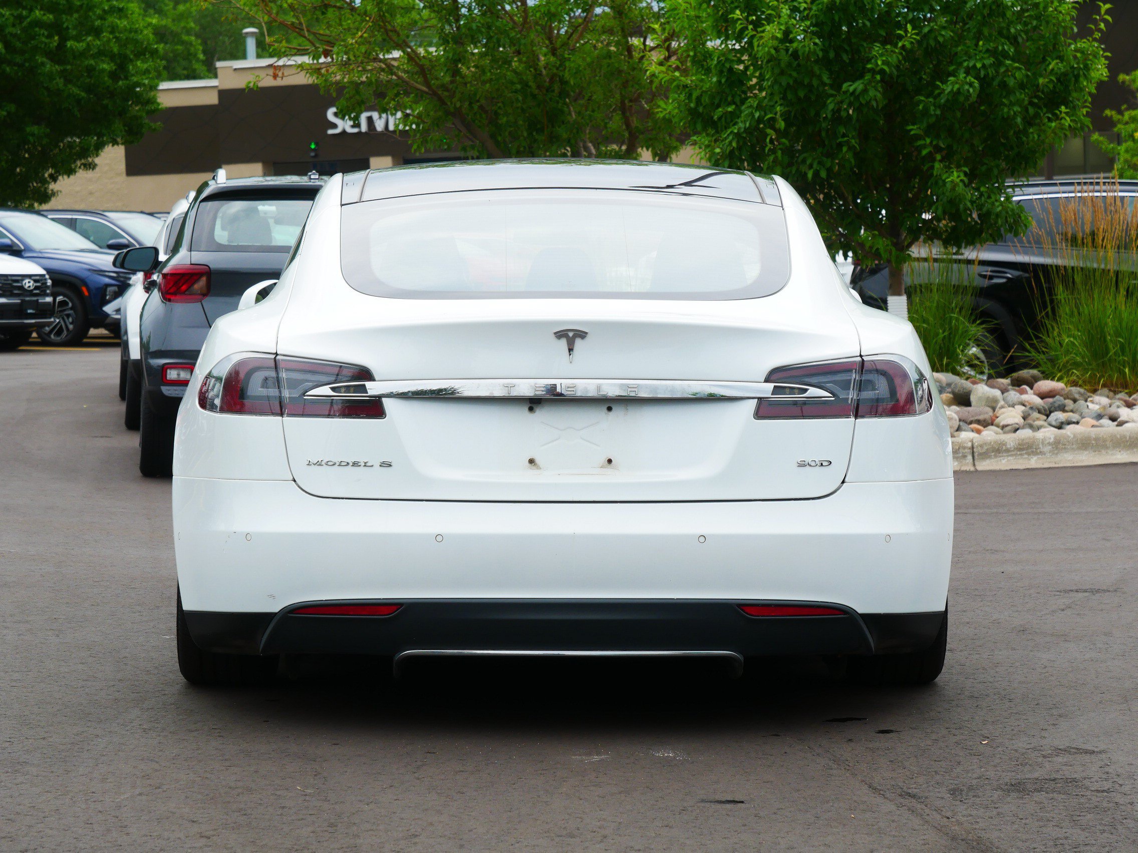 Used 2015 Tesla Model S 90D AWD/4WD image 7