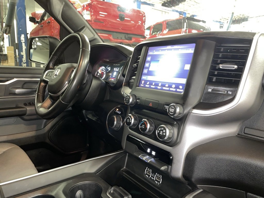 Used 2021 RAM 1500 Big Horn image 31
