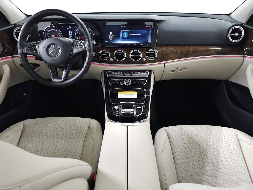 Used 2017 Mercedes-Benz E 300 4MATIC image 10