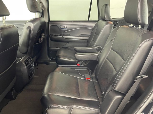 Used 2016 Honda Pilot Elite image 17