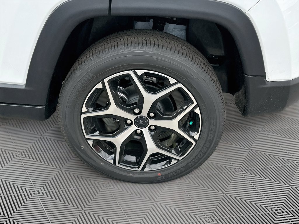 New 2026 Jeep Compass Limited AWD/4WD image 37