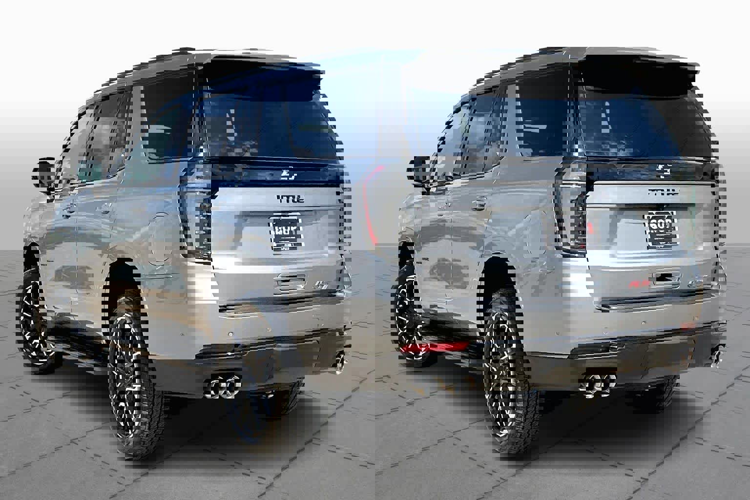 Used 2025 Chevrolet Tahoe RST w/ Comfort Package AWD/4WD image 12