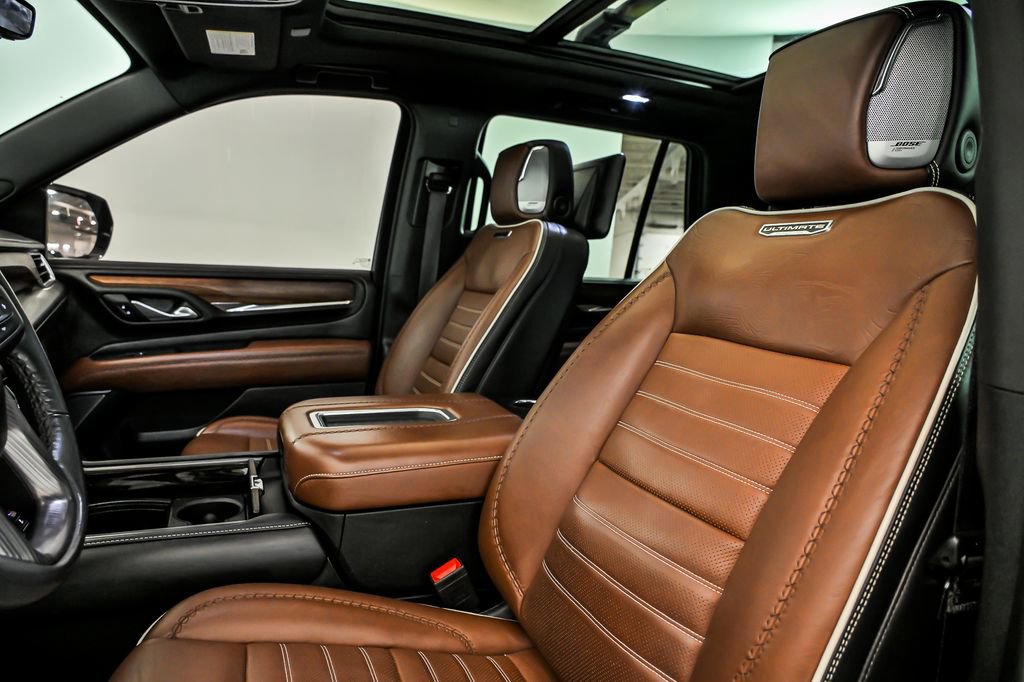 Used 2023 GMC Yukon Denali Ultimate image 13