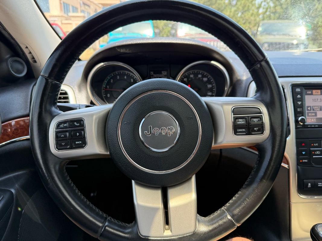 Used 2012 Jeep Grand Cherokee Limited w/ Trailer Tow Group IV image 29