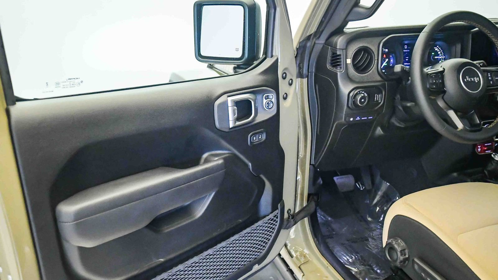 Used 2025 Jeep Wrangler Unlimited Sport S 4xe AWD/4WD image 26