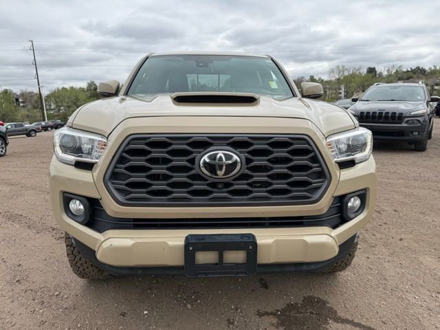 Used 2020 Toyota Tacoma TRD Sport w/ TRD Premium Sport Package AWD/4WD image 9