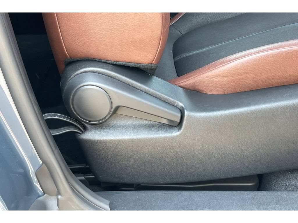 Certified 2022 MAZDA MX-30 Electric w/ Premium Plus Pkg FWD image 24