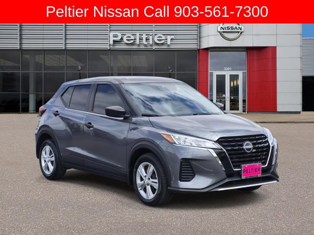 Used 2024 Nissan Kicks S image 1