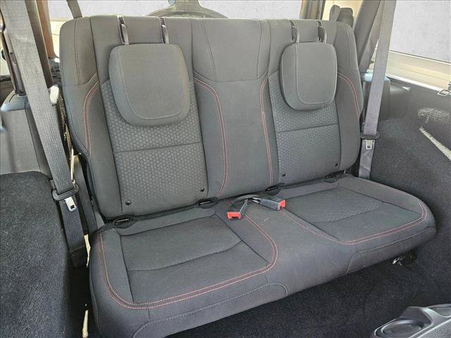 Used 2018 Jeep Wrangler Rubicon AWD/4WD image 22