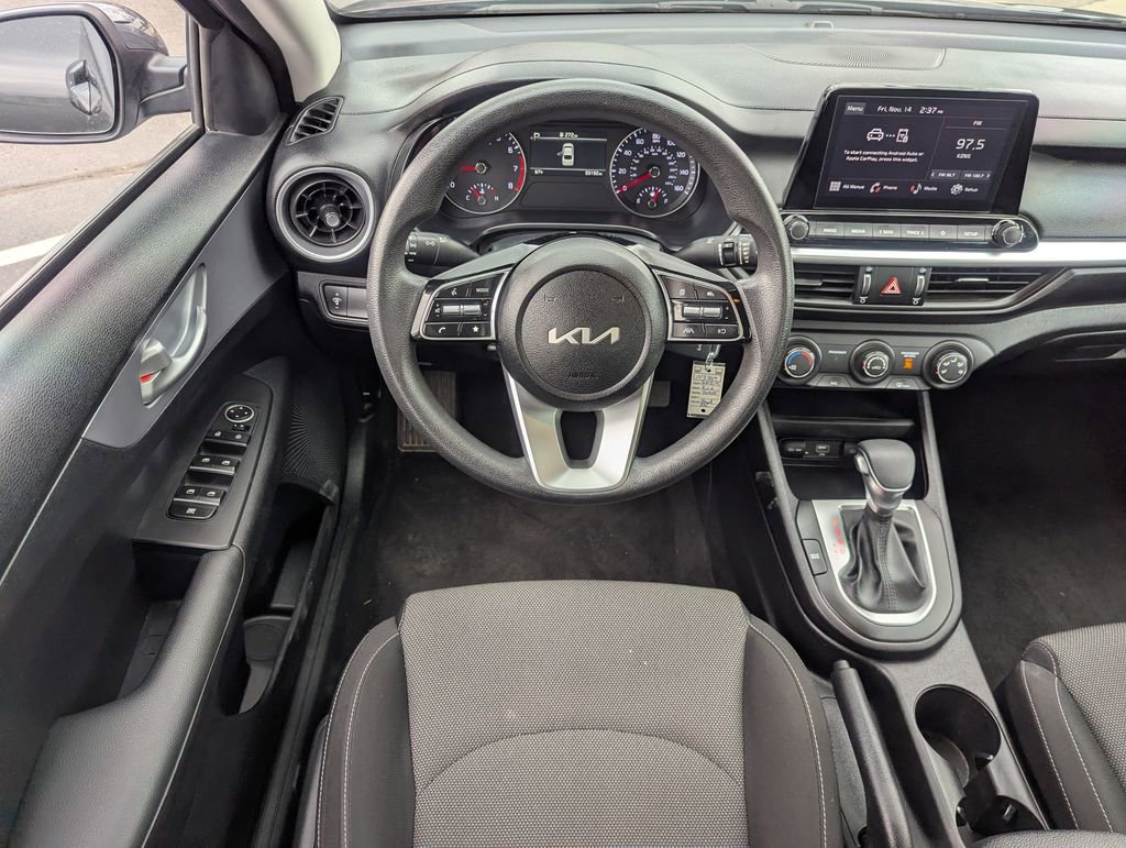Used 2024 Kia Forte LXS image 27