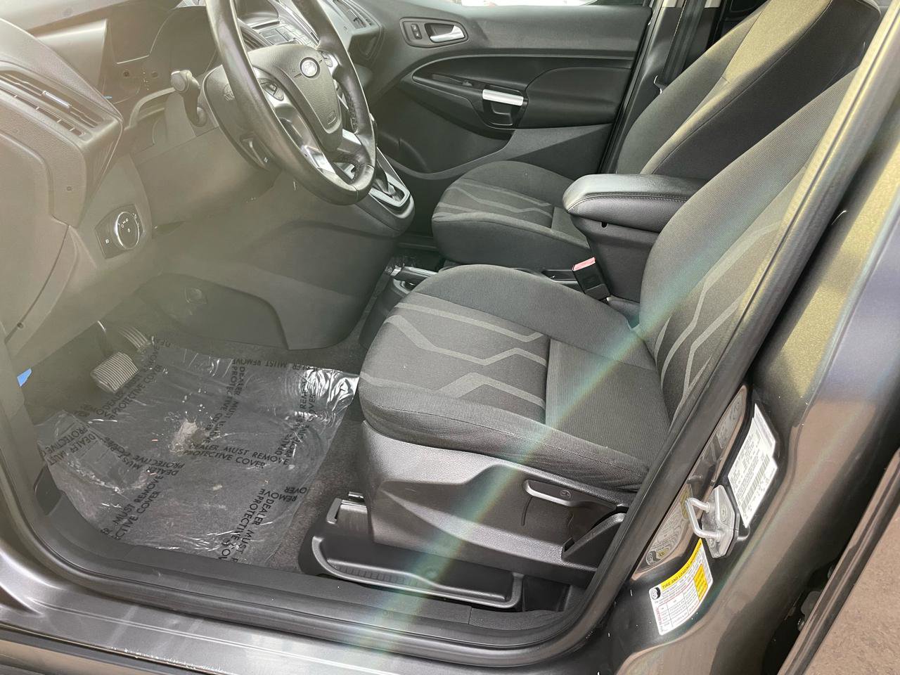 Used 2016 Ford Transit Connect XLT image 40