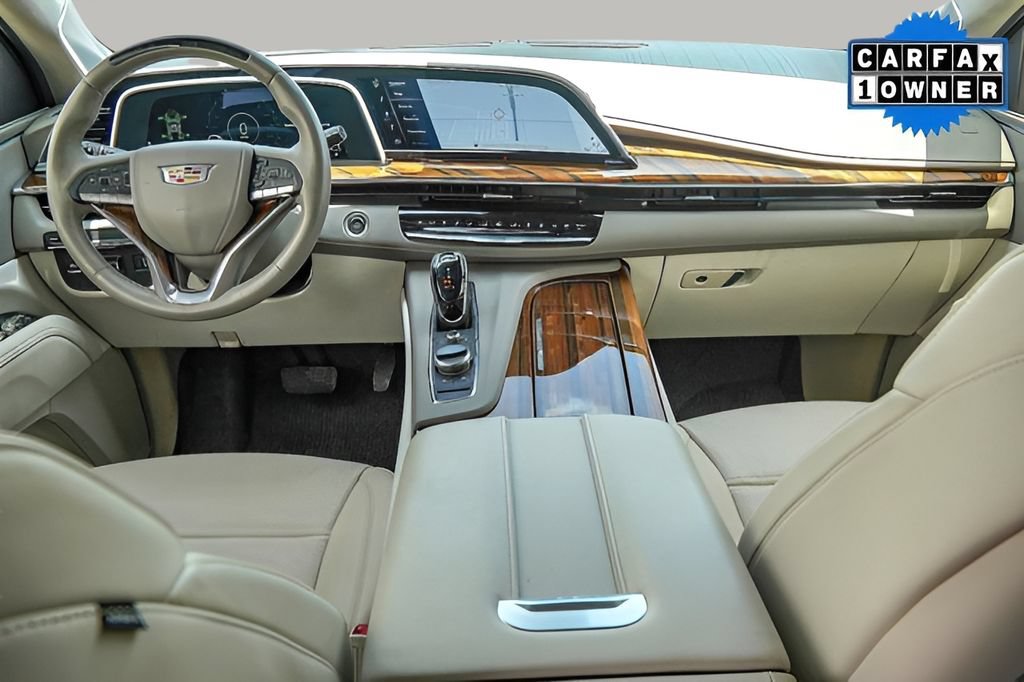 Certified 2024 Cadillac Escalade Sport Platinum w/ LPO, ONYX Package RWD image 32