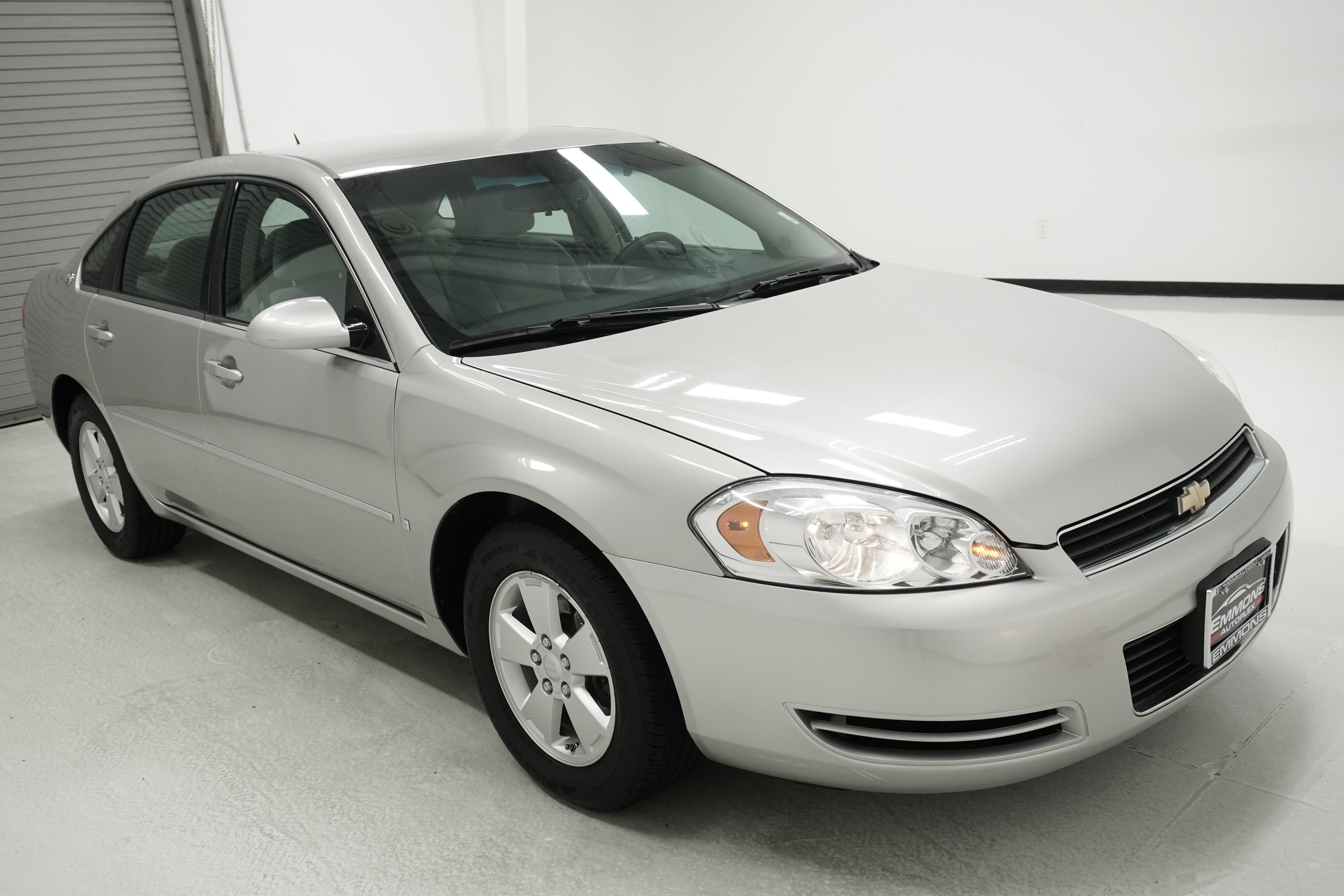 Used 2007 Chevrolet Impala LT w/ Preferred Equipment Group FWD image 3