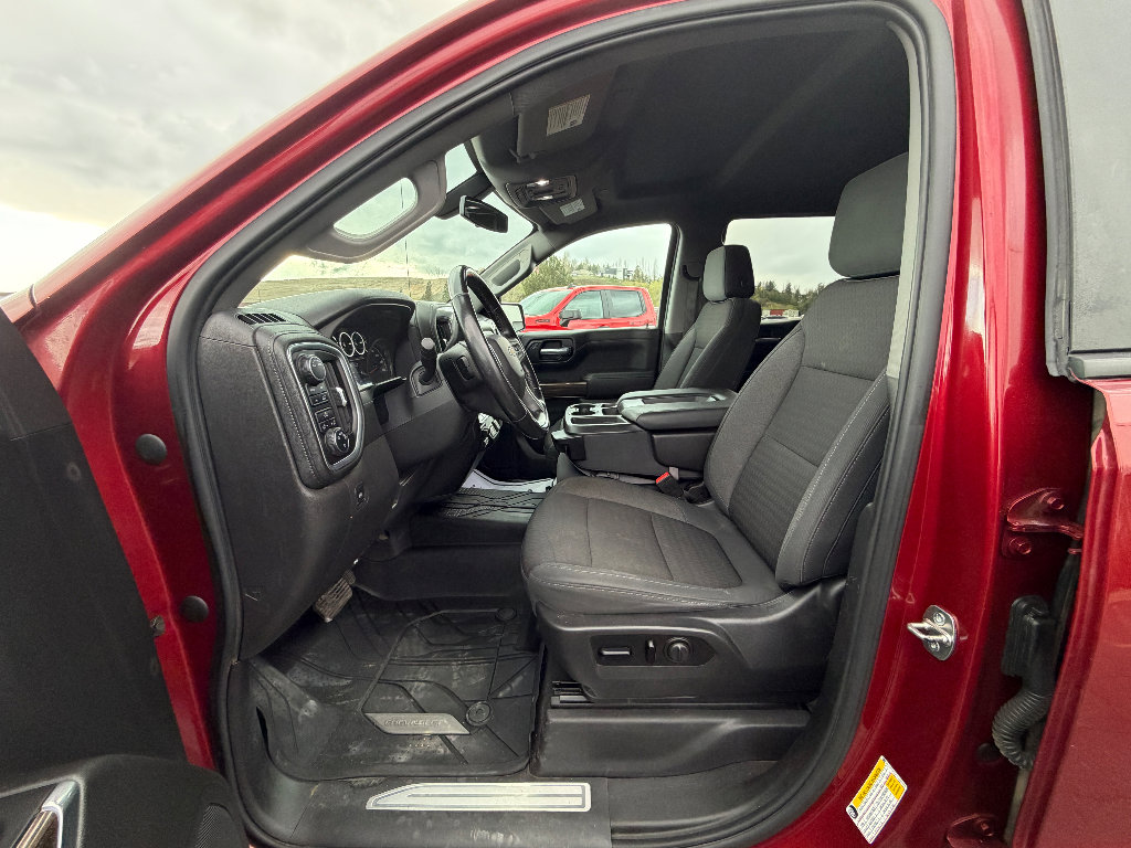 Used 2020 Chevrolet Silverado 1500 LT w/ All-Star Edition AWD/4WD image 2