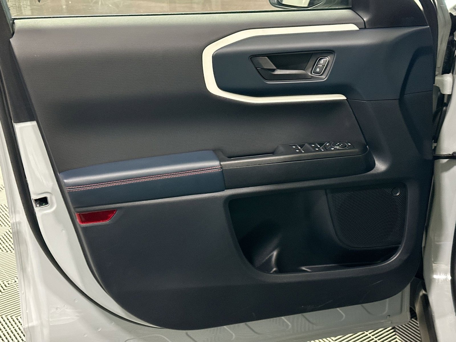 Used 2023 Ford Bronco Sport Heritage image 16