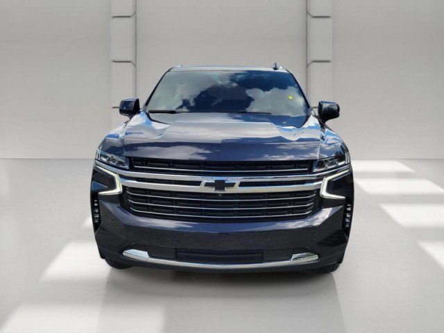 Used 2024 Chevrolet Tahoe LT w/ Luxury Package RWD image 2