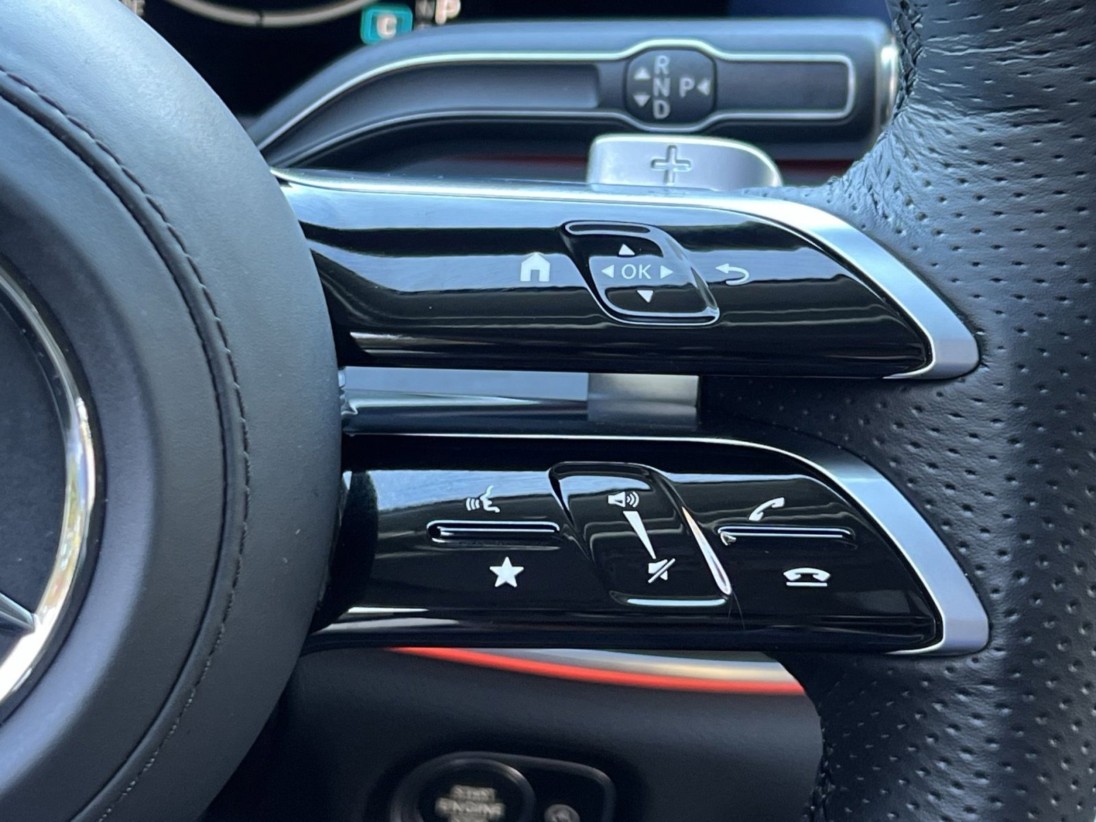 Certified 2026 Mercedes-Benz GLS 450 4MATIC image 31