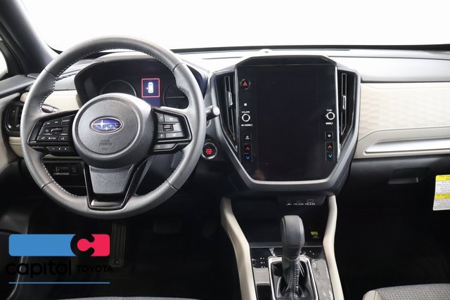 Used 2025 Subaru Forester Premium AWD/4WD image 14