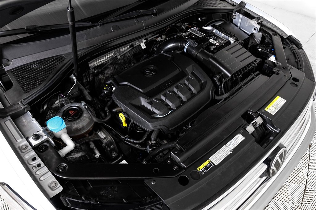 Used 2022 Volkswagen Tiguan SE image 56