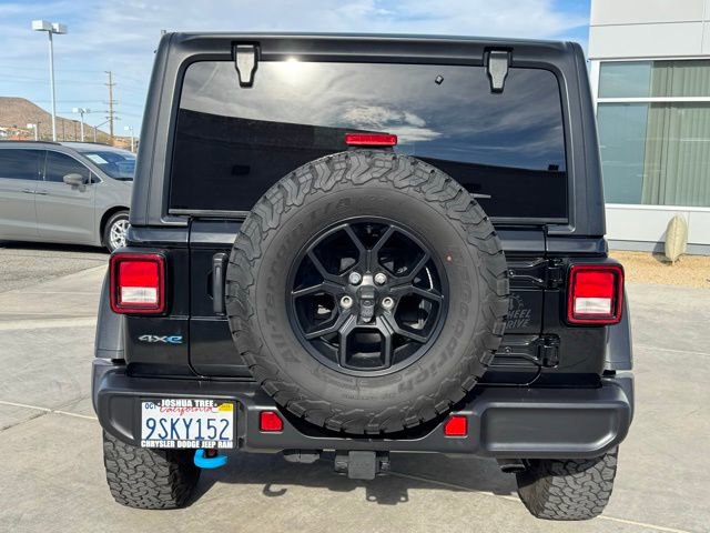 Used 2024 Jeep Wrangler Unlimited image 7