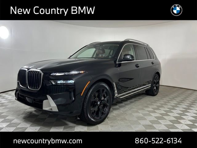 Used 2024 BMW X7 xDrive40i w/ Executive Package image 3