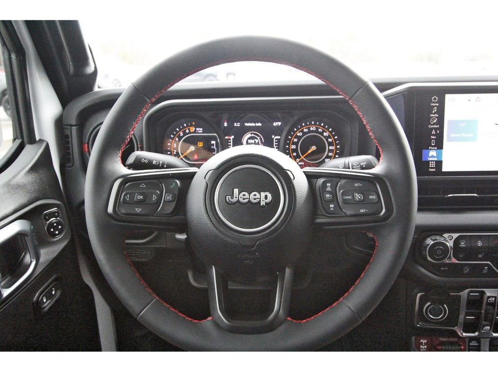 Used 2024 Jeep Gladiator Rubicon w/ Technology Group image 14