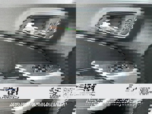 Used 2024 Chevrolet Trax LS w/ LS Convenience Package image 19